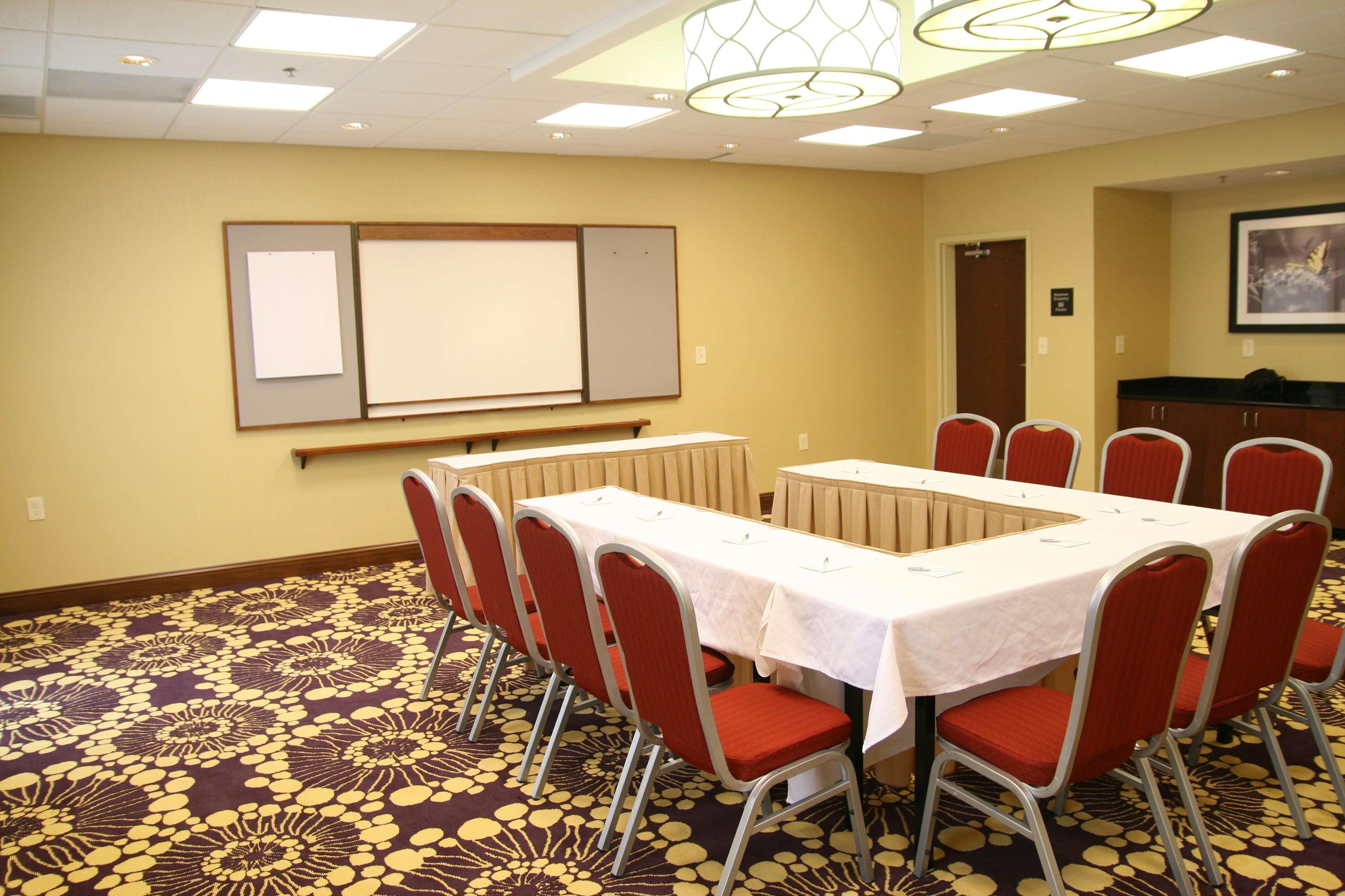Hampton Inn Richmond - Airport Sandston Instalações foto