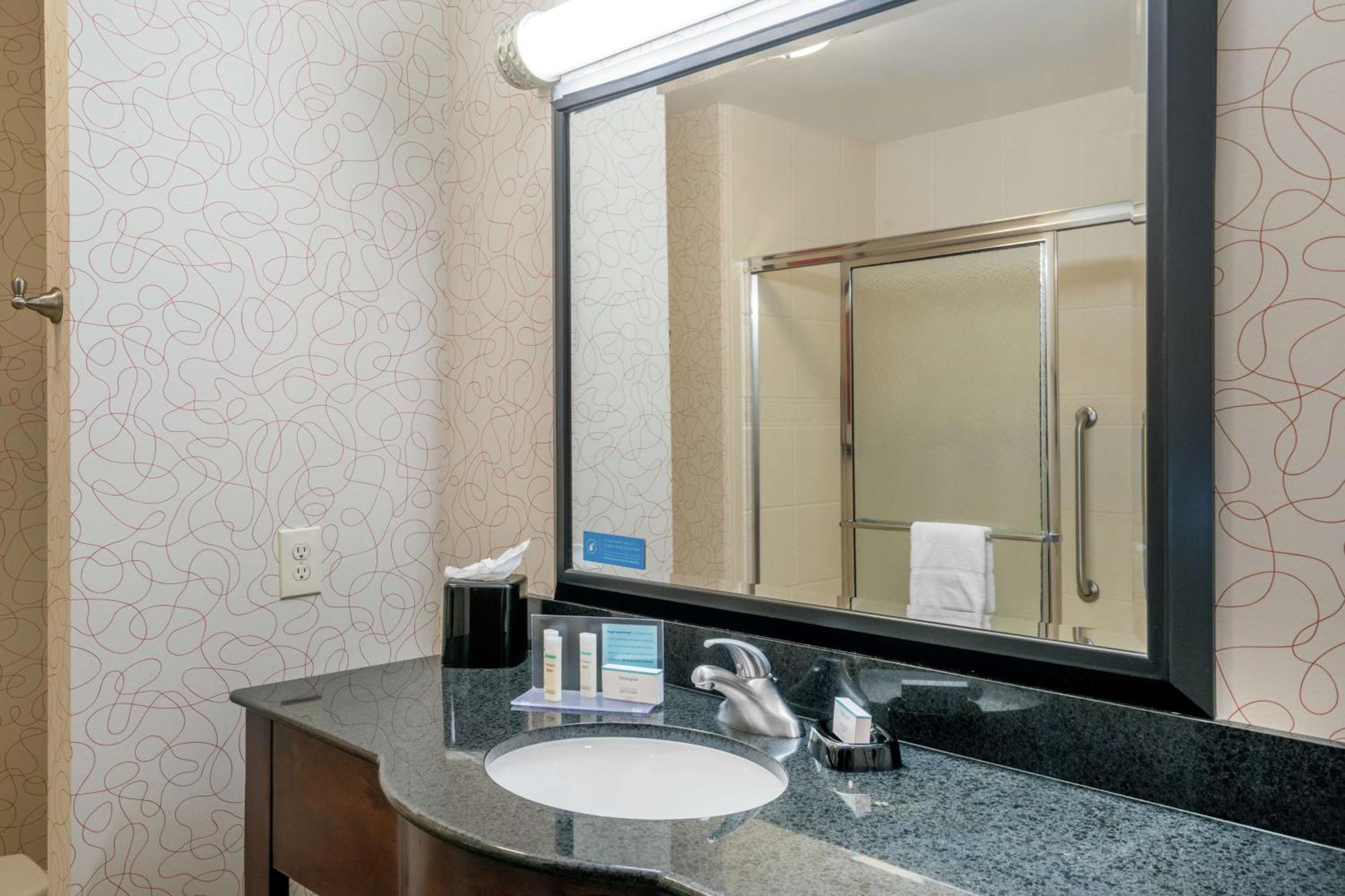 Hampton Inn Richmond - Airport Sandston Exterior foto